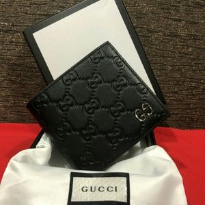 Gucci black sima bifold